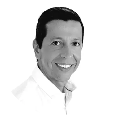 Hector Mauricio Maz - Gerente general de opmas hoteles